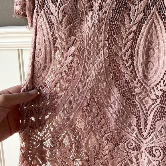 Suzy SHIER Dusty Rose Open Knit Fringe Bodycon Dress Size Small - Picture 5 of 8
